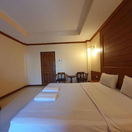 Baan Jpn Hotel HHQ Exterior photo