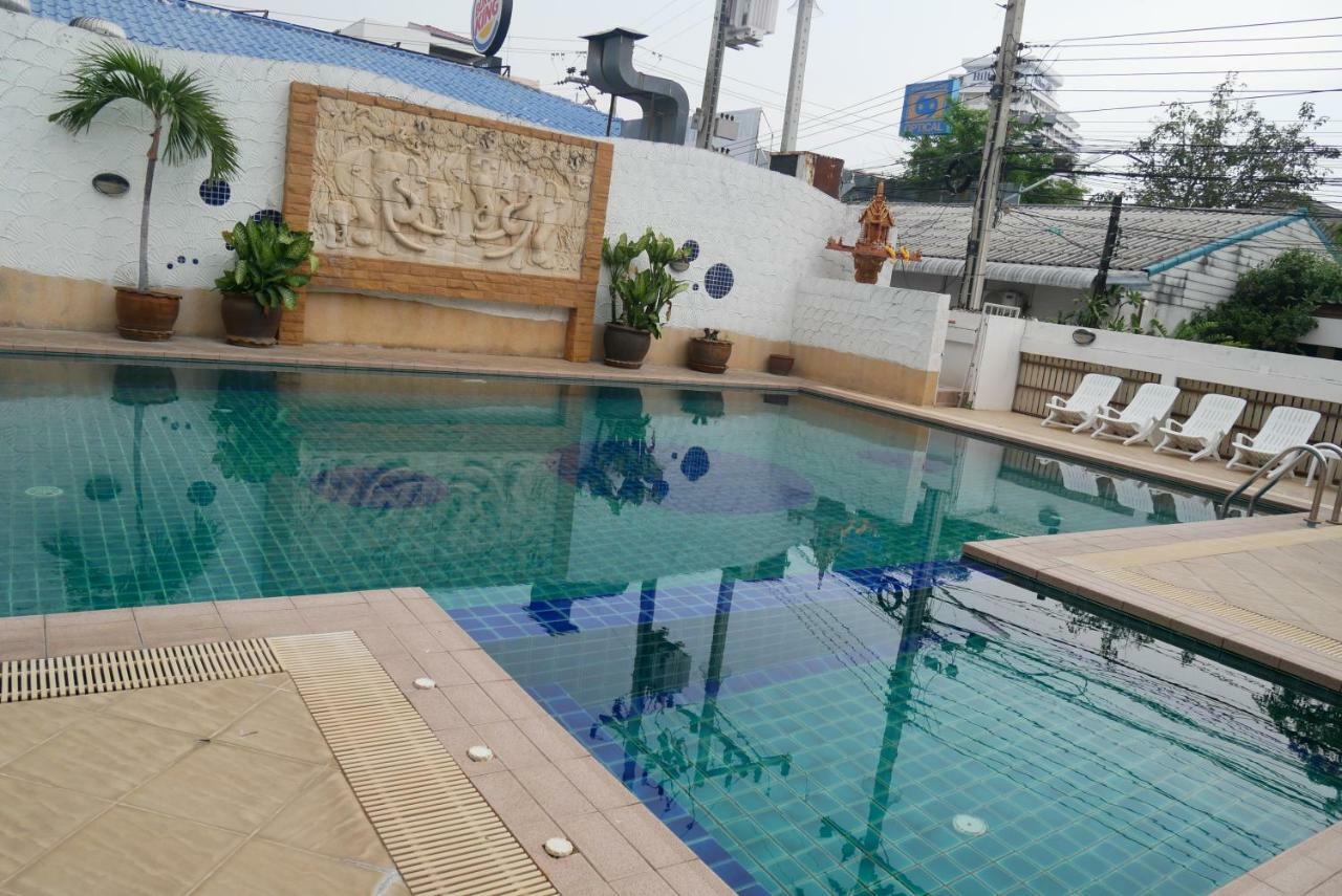 Baan Jpn Hotel HHQ Exterior photo