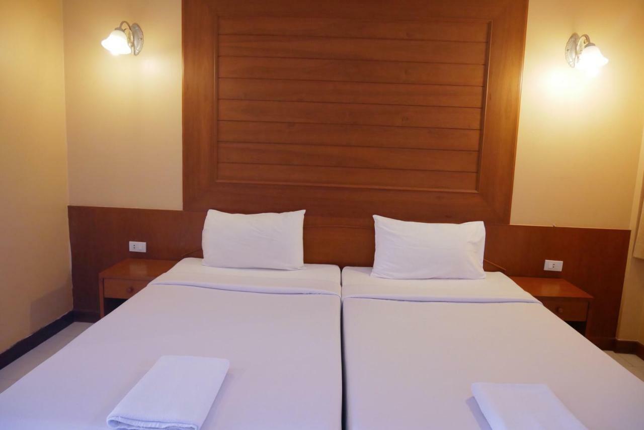 Baan Jpn Hotel HHQ Exterior photo