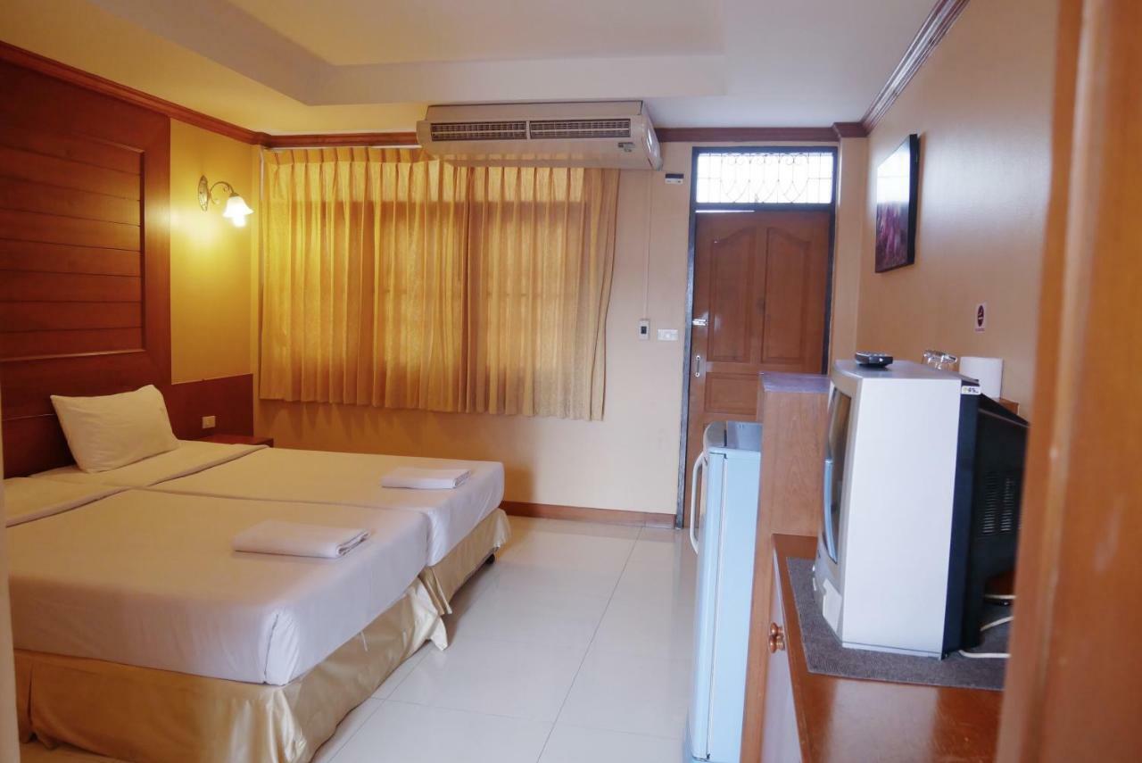 Baan Jpn Hotel HHQ Exterior photo