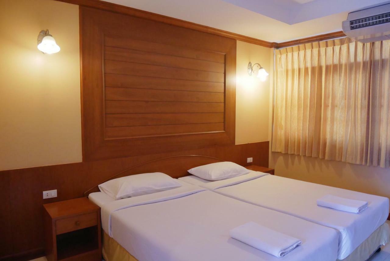 Baan Jpn Hotel HHQ Exterior photo