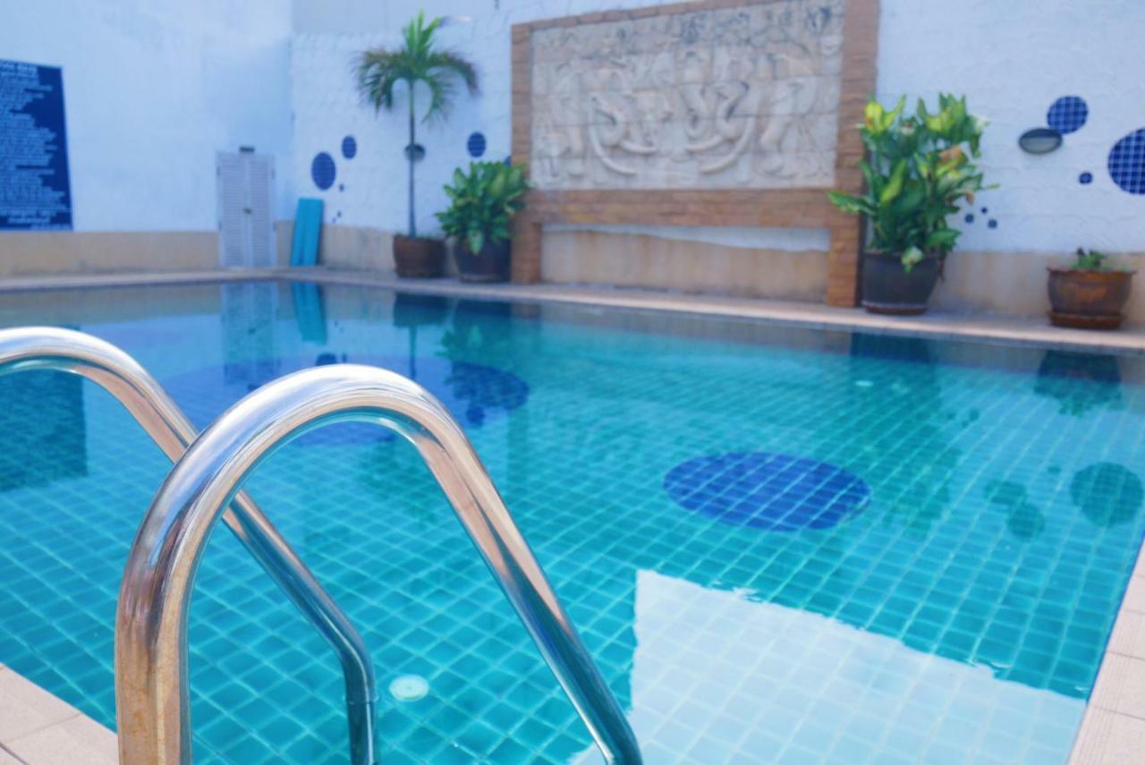 Baan Jpn Hotel HHQ Exterior photo