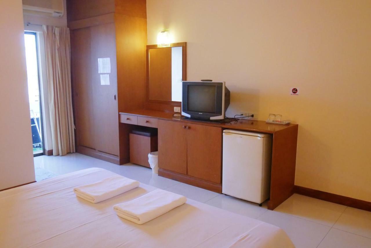 Baan Jpn Hotel HHQ Exterior photo